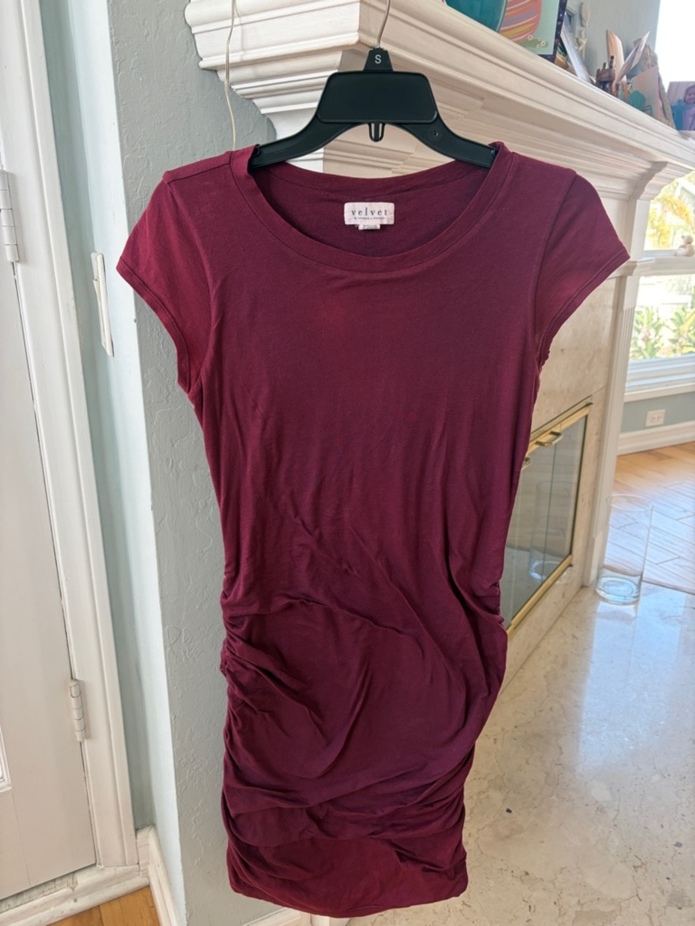Velvet by Graham & Spencer Muted Red Deep Burgundy Short Sleeve Ruched Dress